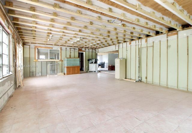 8285 SW 104th St, Miami, FL 33156