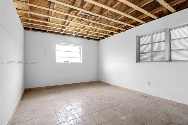 8285 SW 104th St, Miami, FL 33156