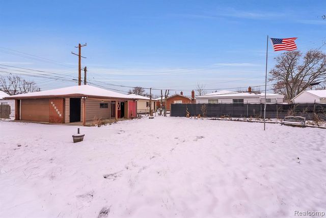 32658 Kathryn Street, Garden City, MI 48135