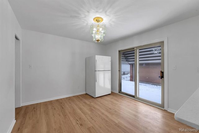 32658 Kathryn Street, Garden City, MI 48135