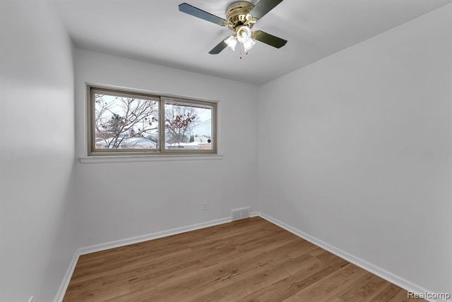 32658 Kathryn Street, Garden City, MI 48135