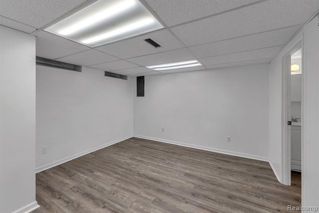 32658 Kathryn Street, Garden City, MI 48135