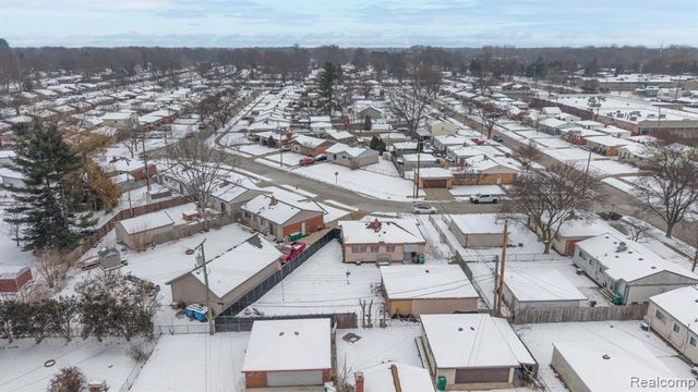 32658 Kathryn Street, Garden City, MI 48135