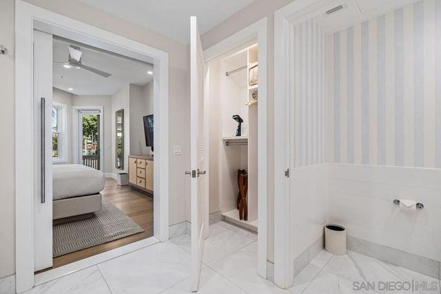 1500 Orange Ave Res 17, Coronado, CA 92118