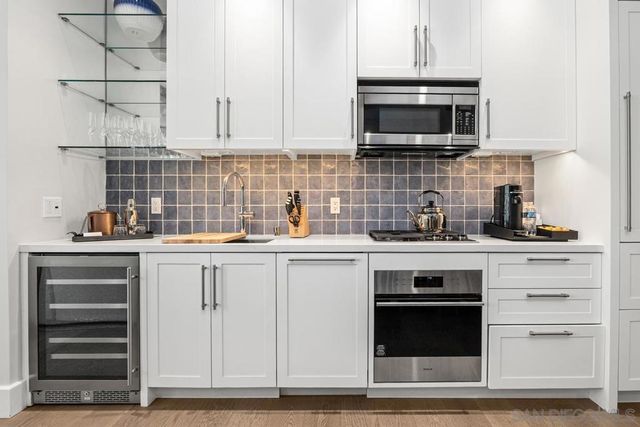 1500 Orange Ave Res 17, Coronado, CA 92118