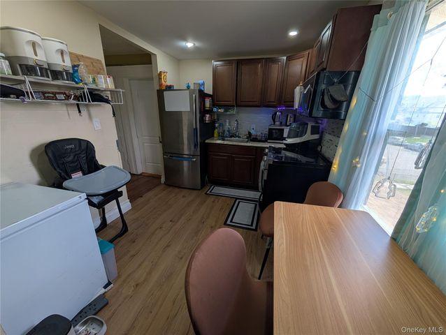 216 N Ocean Avenue, Freeport, NY 11520