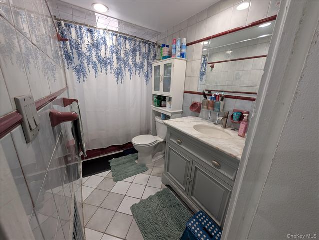 216 N Ocean Avenue, Freeport, NY 11520