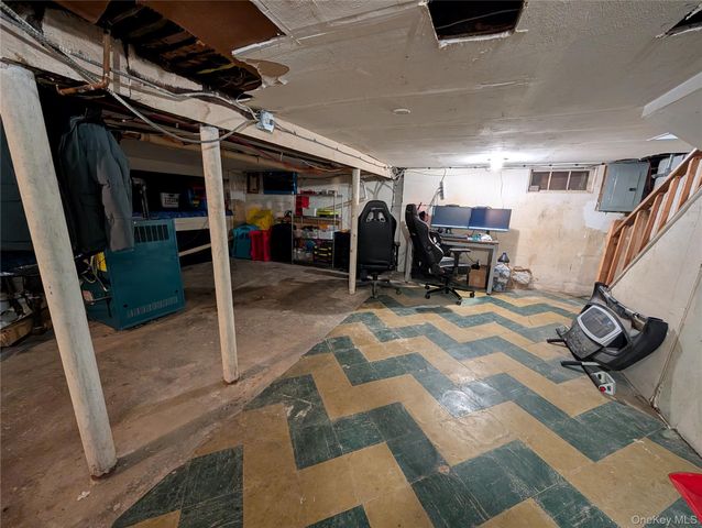 216 N Ocean Avenue, Freeport, NY 11520
