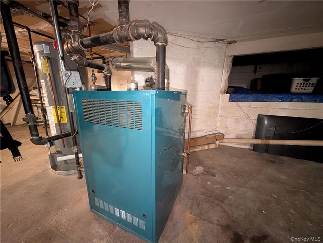 216 N Ocean Avenue, Freeport, NY 11520