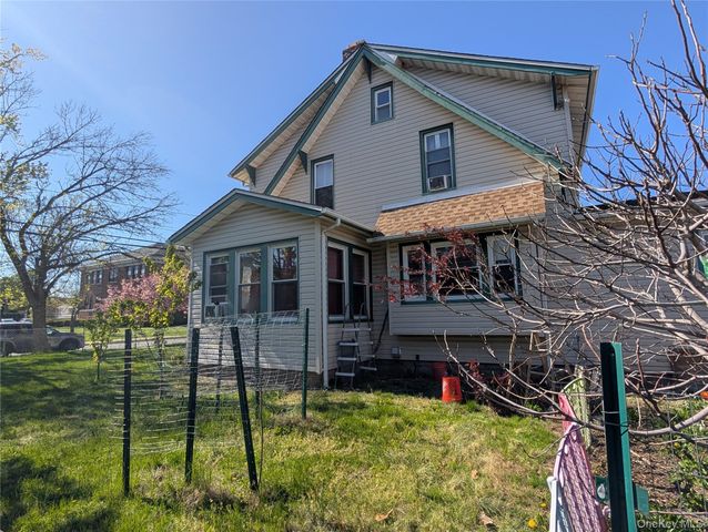 216 N Ocean Avenue, Freeport, NY 11520