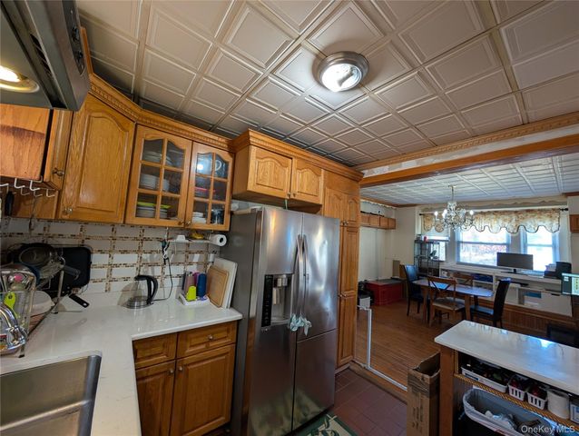 216 N Ocean Avenue, Freeport, NY 11520