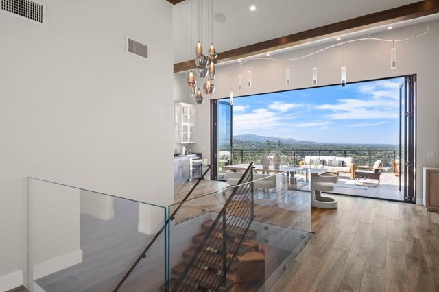 17808 Tourney Road, Los Gatos, CA 95030