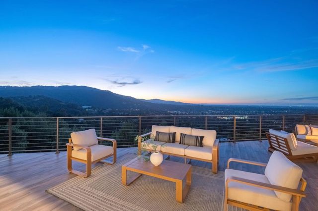 17808 Tourney Road, Los Gatos, CA 95030