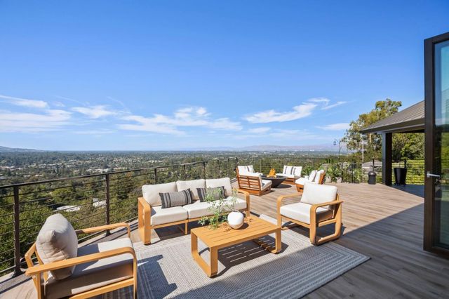 17808 Tourney Road, Los Gatos, CA 95030