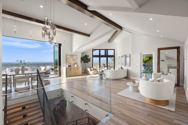 17808 Tourney Road, Los Gatos, CA 95030