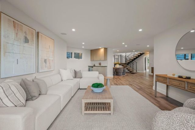 17808 Tourney Road, Los Gatos, CA 95030