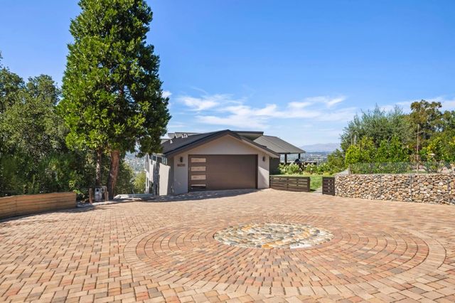 17808 Tourney Road, Los Gatos, CA 95030