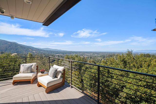 17808 Tourney Road, Los Gatos, CA 95030
