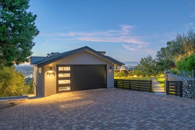 17808 Tourney Road, Los Gatos, CA 95030