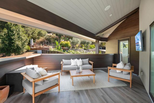 17808 Tourney Road, Los Gatos, CA 95030
