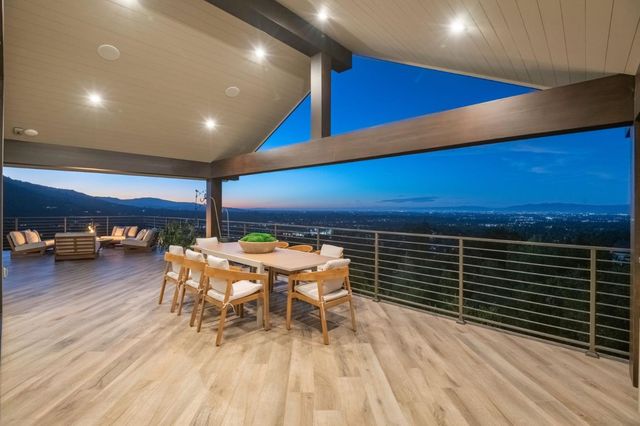 17808 Tourney Road, Los Gatos, CA 95030