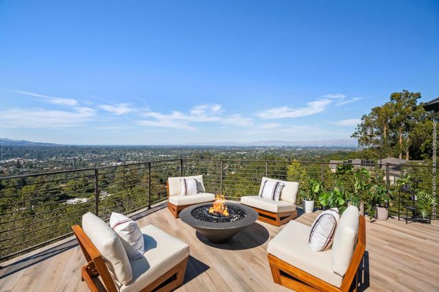 17808 Tourney Road, Los Gatos, CA 95030