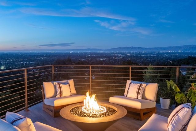17808 Tourney Road, Los Gatos, CA 95030