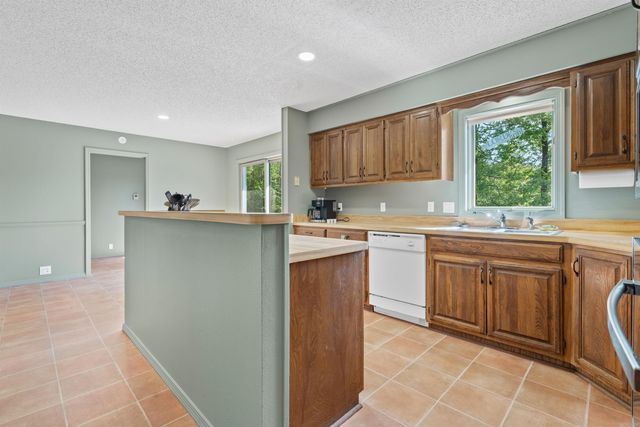 19 La Canada Way, Hot Springs Village, AR 71909