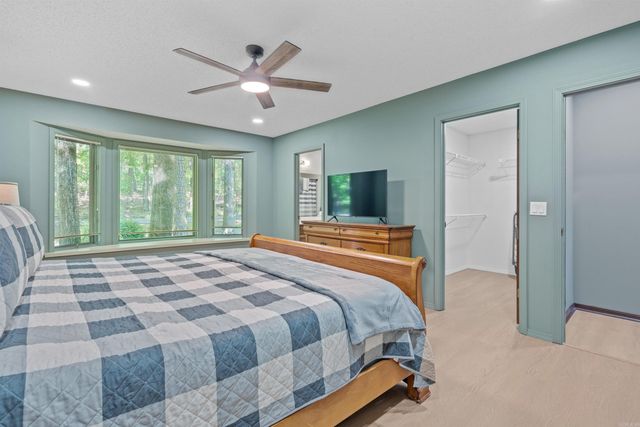 19 La Canada Way, Hot Springs Village, AR 71909