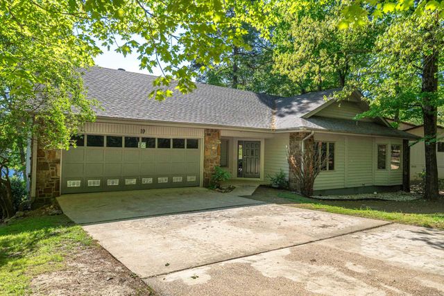 19 La Canada Way, Hot Springs Village, AR 71909