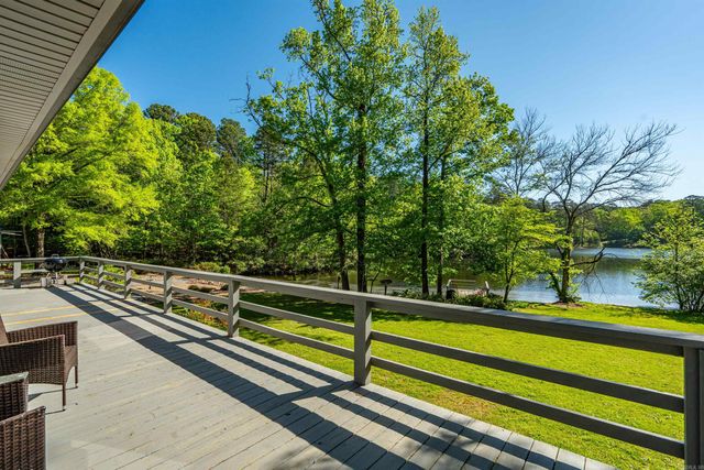 19 La Canada Way, Hot Springs Village, AR 71909