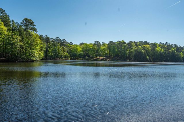 19 La Canada Way, Hot Springs Village, AR 71909