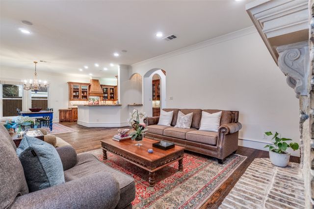 3325 Amherst Avenue, University Park, TX 75225