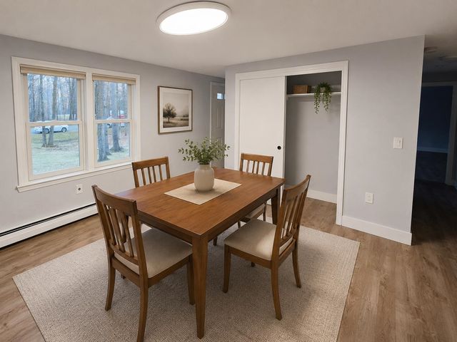 16 Moharimet Drive, Madbury, NH 03823