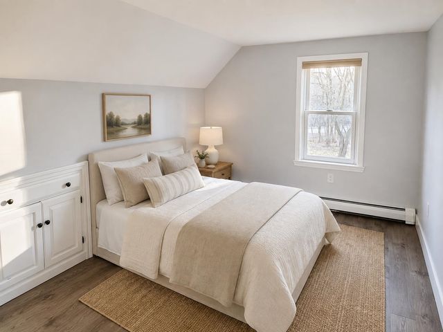 16 Moharimet Drive, Madbury, NH 03823