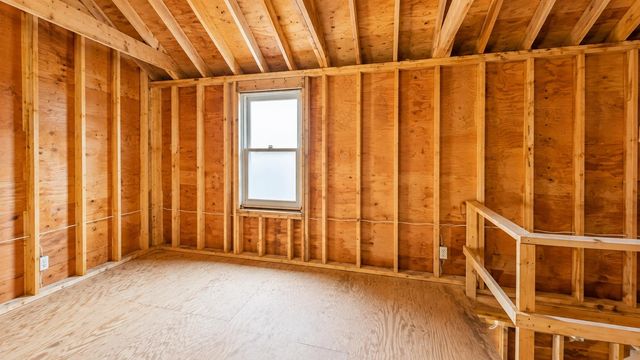 16 Moharimet Drive, Madbury, NH 03823