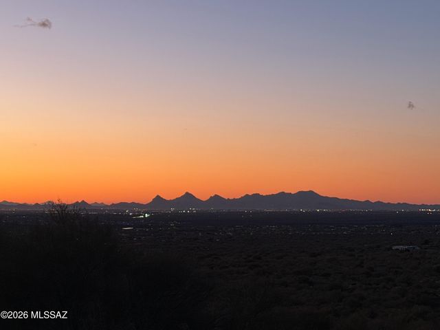 15590 E Colossal Cave Road, Vail, AZ 85641