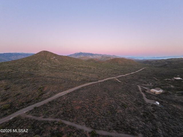 15590 E Colossal Cave Road, Vail, AZ 85641