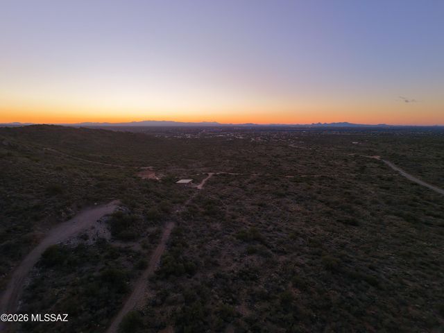 15590 E Colossal Cave Road, Vail, AZ 85641