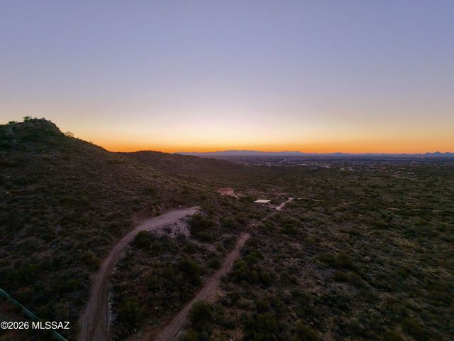 15590 E Colossal Cave Road, Vail, AZ 85641