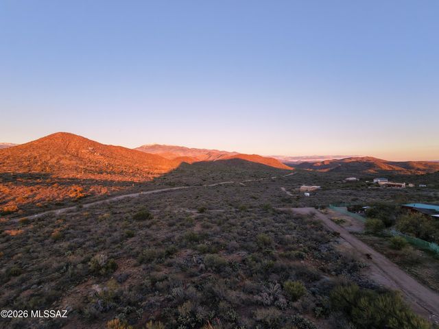 15590 E Colossal Cave Road, Vail, AZ 85641