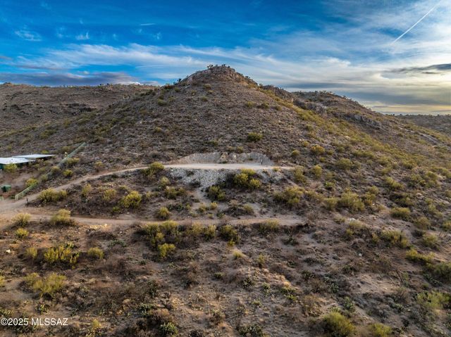 15590 E Colossal Cave Road, Vail, AZ 85641