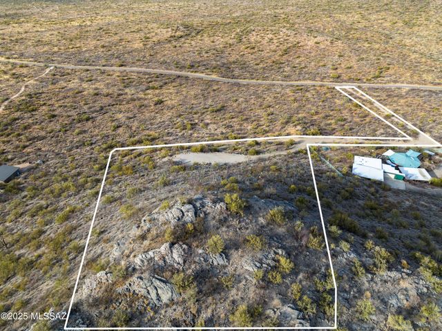 15590 E Colossal Cave Road, Vail, AZ 85641