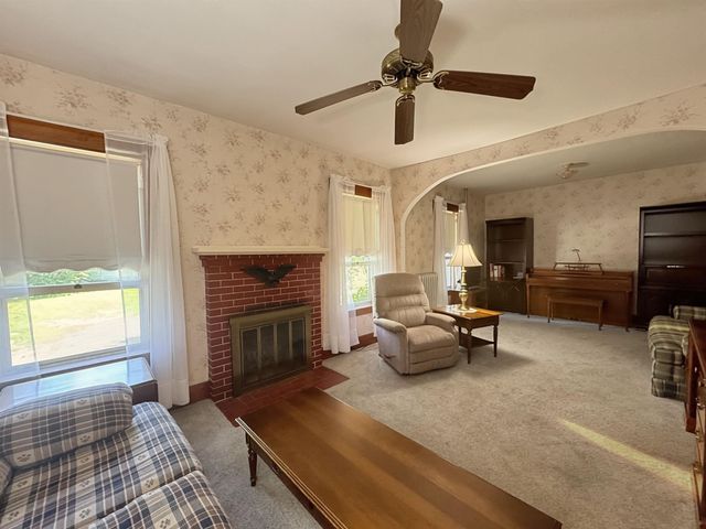 260 Pleasant Street, Claremont, NH 03743