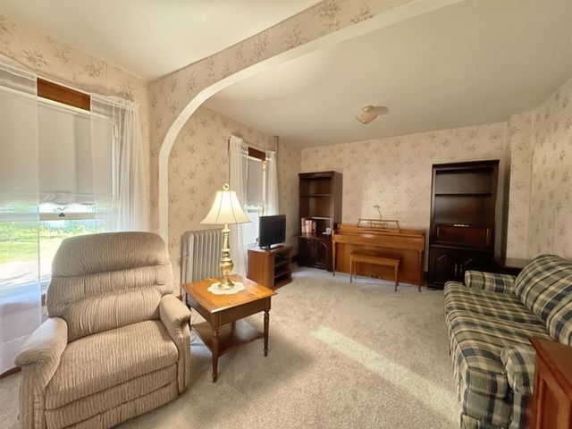 260 Pleasant Street, Claremont, NH 03743