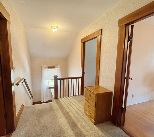 260 Pleasant Street, Claremont, NH 03743
