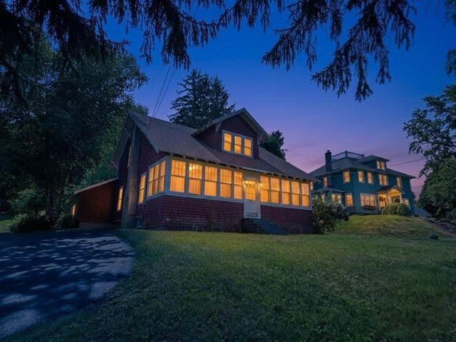 260 Pleasant Street, Claremont, NH 03743