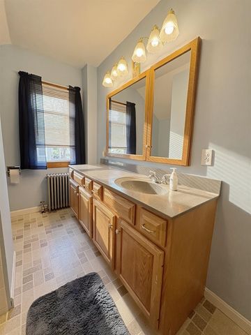 260 Pleasant Street, Claremont, NH 03743