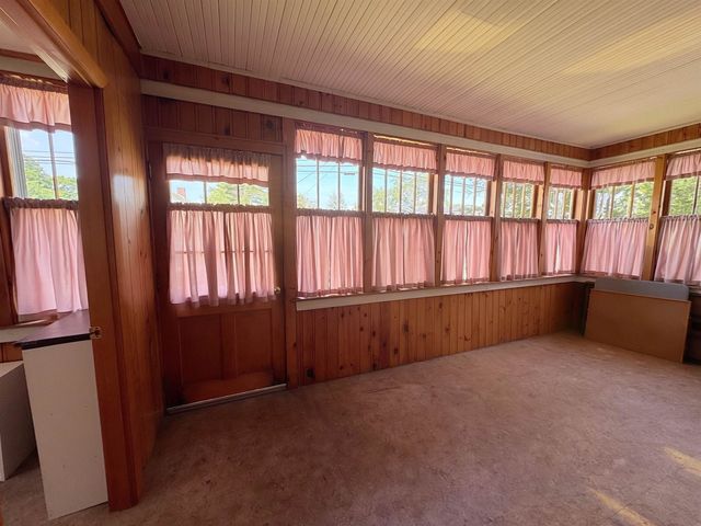 260 Pleasant Street, Claremont, NH 03743