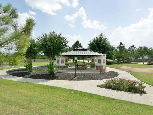 7335 Kransburg Ranch Drive, Cypress, TX 77433